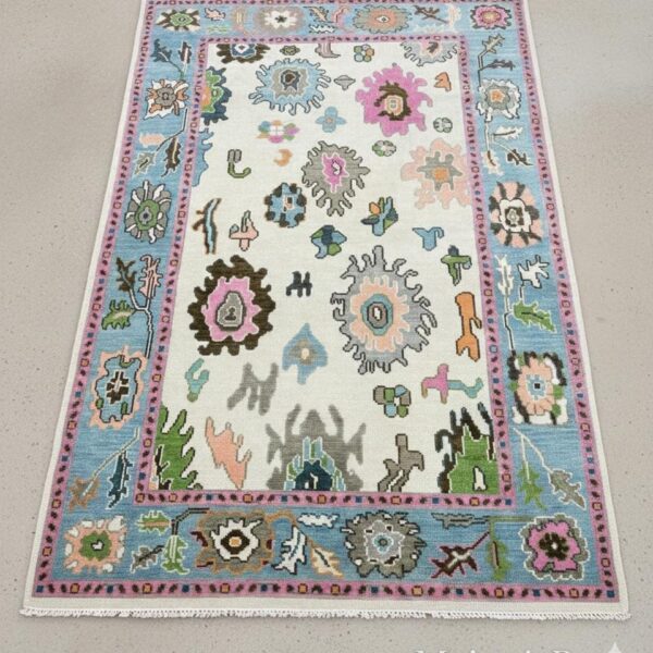 Handmade Pastel Wool Oushak Rug – Turkish Floral Area Carpet