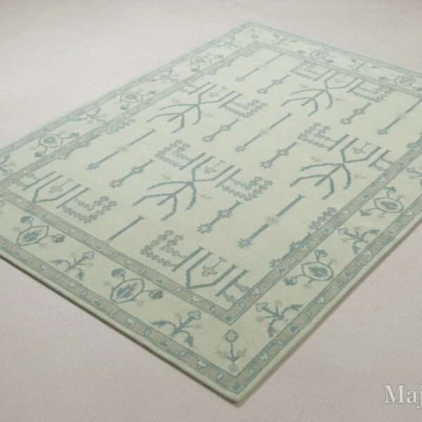 Handknotted Wool Oushak Rug 8x10 – Ivory & Light Blue, Minimal Tribal Design